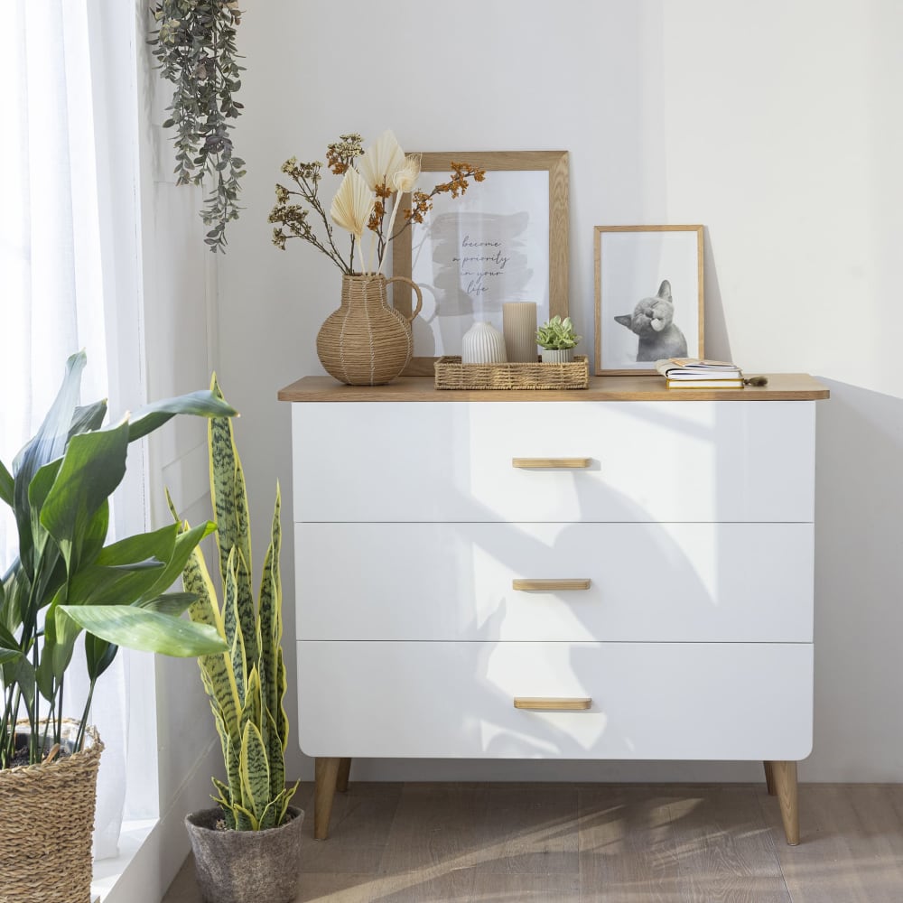 Commode en bois naturel et blanc
