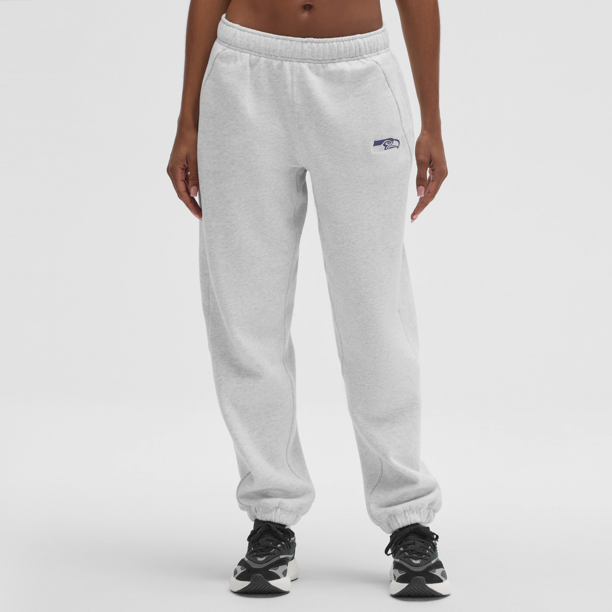 Damen-Jogginghose „Seattle Seahawks Scuba Mid-Rise Oversized“ von lululemon Heathered Core Ultra Light Grey Image