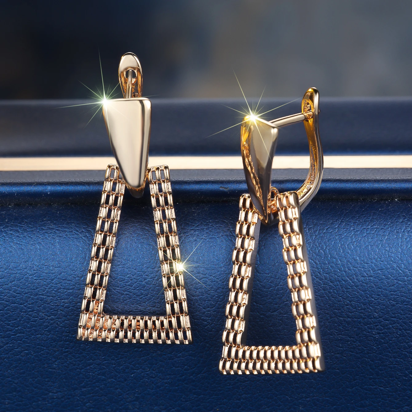 Mode Zirkon Stein Creolen Luxus Weibliche Gold Farbe Hochzeit Schmuck Für Frauen Image