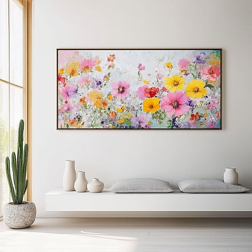 Handgemaltes Ölgemälde einer wunderschönen Frühlingswiese mit Wildblumen. Farbenfrohes Blumenpanorama im modernen Design, Leinwandbild für die Wanddekoration. Image