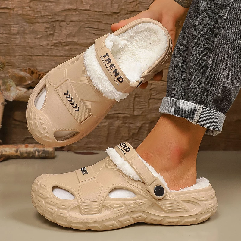 Winter Männer Clogs Hausschuhe Warme Pelzigen Hausschuhe Weichen Hause Baumwolle Schuhe EVA Flusen Rutschen Mann Im Freien Plüsch Fell Clogs Große Größe 48 49