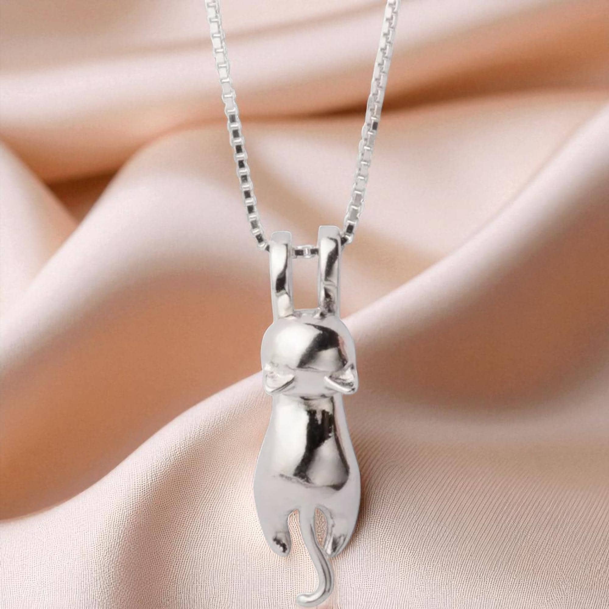 Süße Katzen Halskette, Silber Anhänger, Minimalist Schmuck, Süßes Katzen Geschenk, Haustier Liebhaber Accessoire, Katzen Anhänger, Tier Thema, Alltags