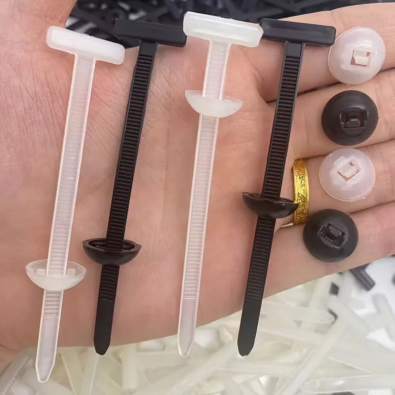 600Set selbstsichernde Nylon-Universal-Kabelbinder-Schnalle, robuste Kabelbinder mit Stift und Knopf, Befestigungsgurt für die tägliche Reparatur von Autos Image