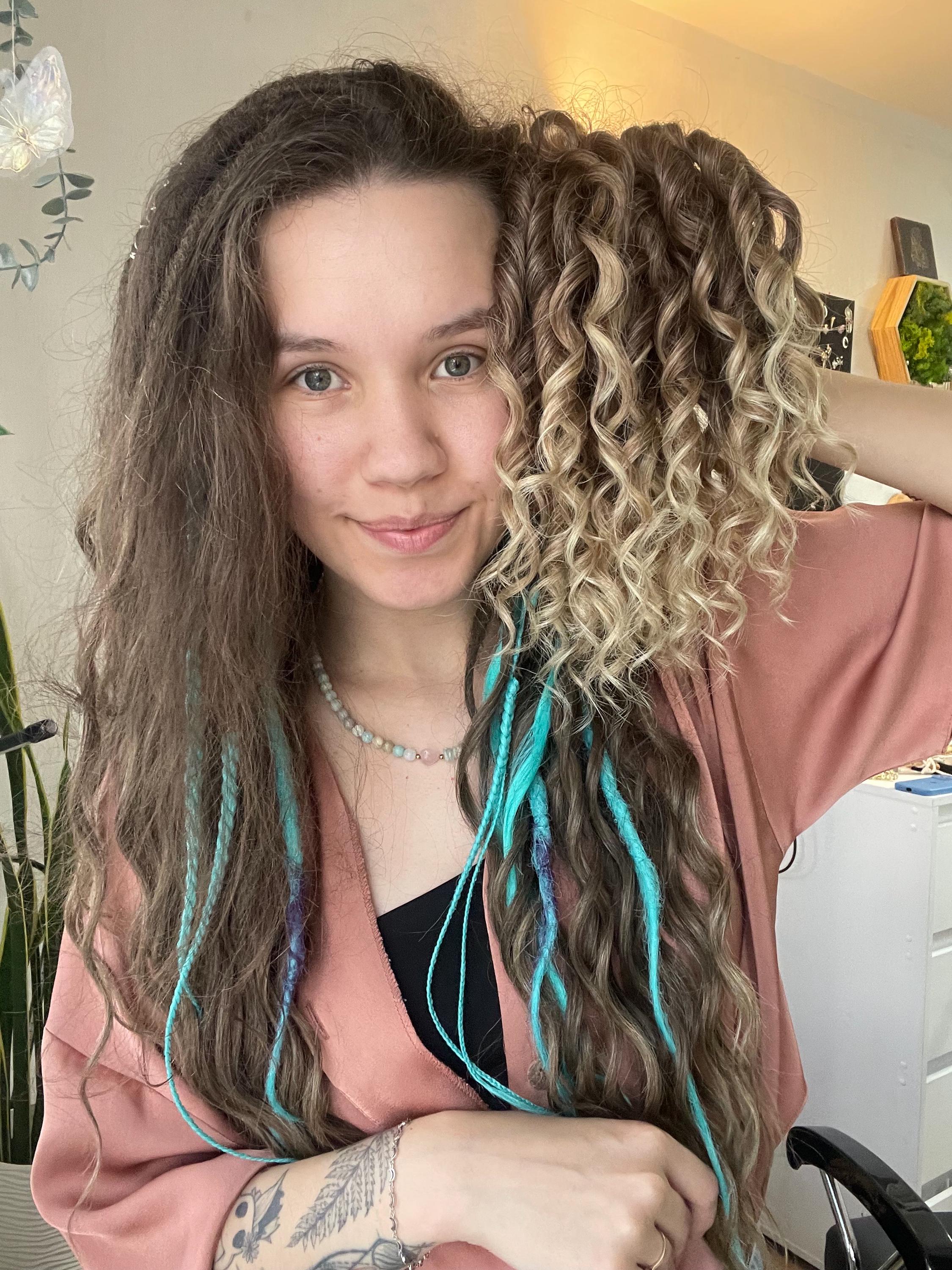 Dreadlocks ricci castani sfumati / Dreadlocks corti ondulati / Dreadlocks corti spazzolabili / Extension dread boho crespi 25 cm / Dreadlocks marroni