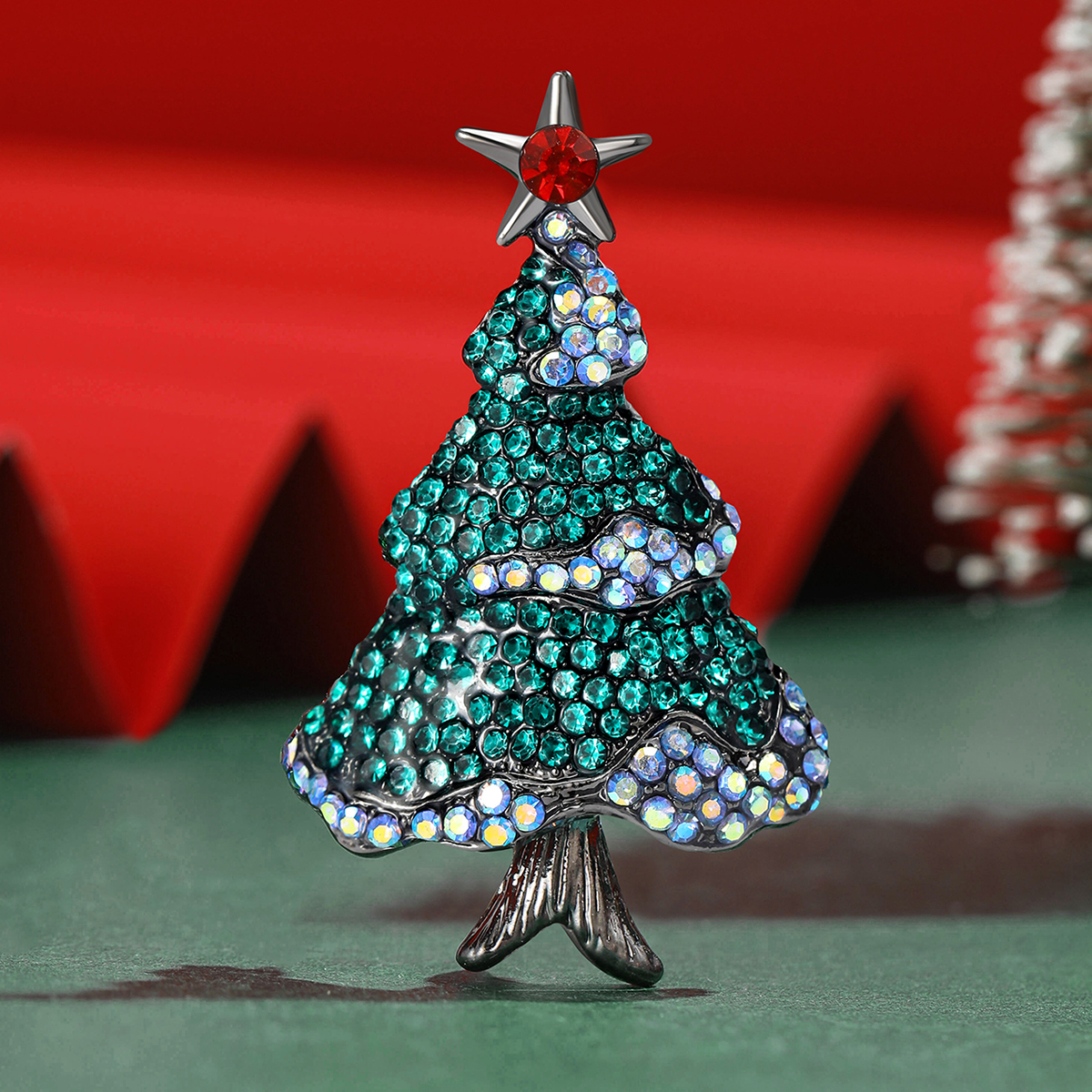 Christmas Rhinestones, Christmas Tree Brooches For Women, Enamel Plant Pins, Event Party red