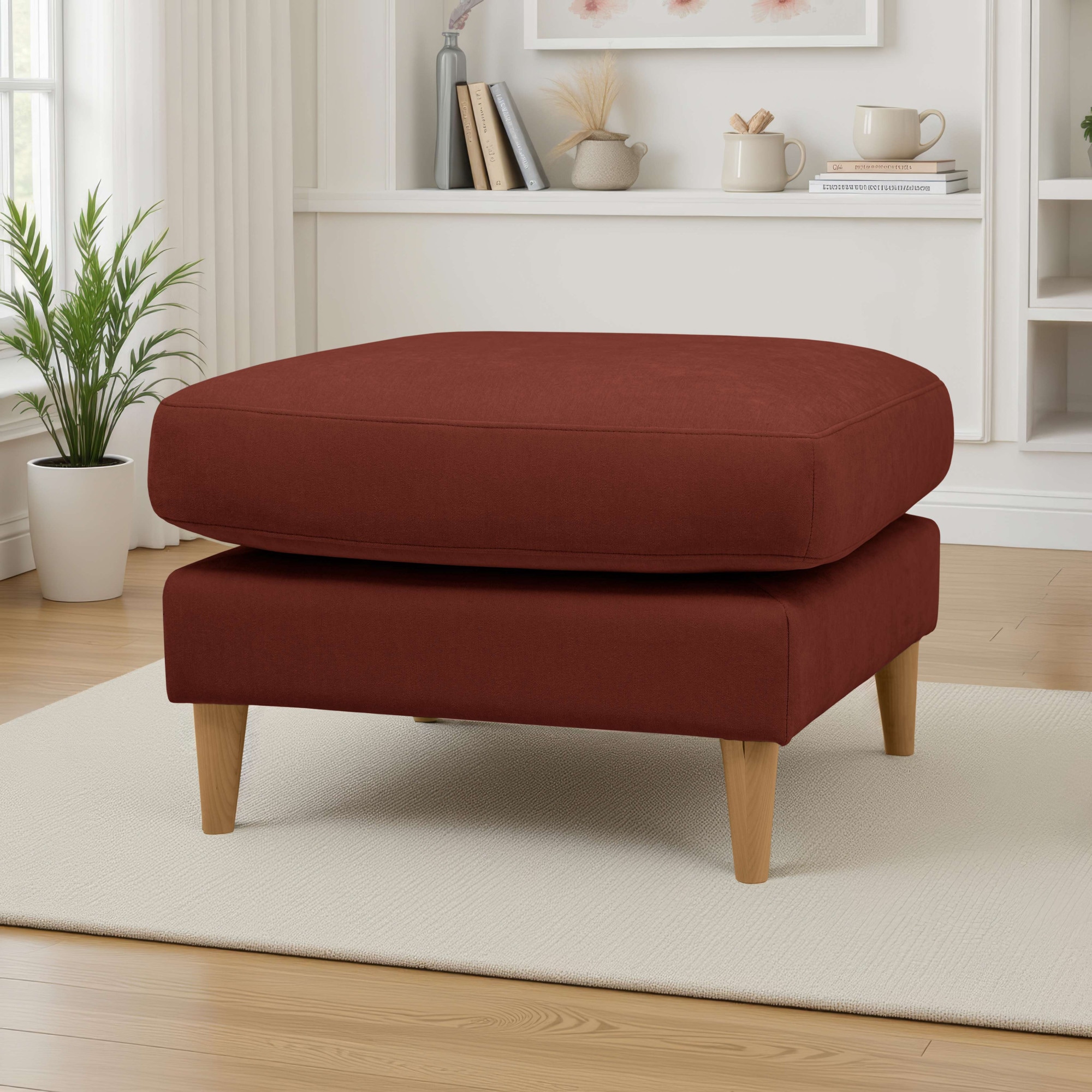 Pouf OTTO HOME "Finnian", rot, B:70cm H:47cm T:70cm, Holz teilmassiv, Poufs, Pouf, Polsterhocker 70x70 cm, Chenille-Bezug, Massivholzfüße