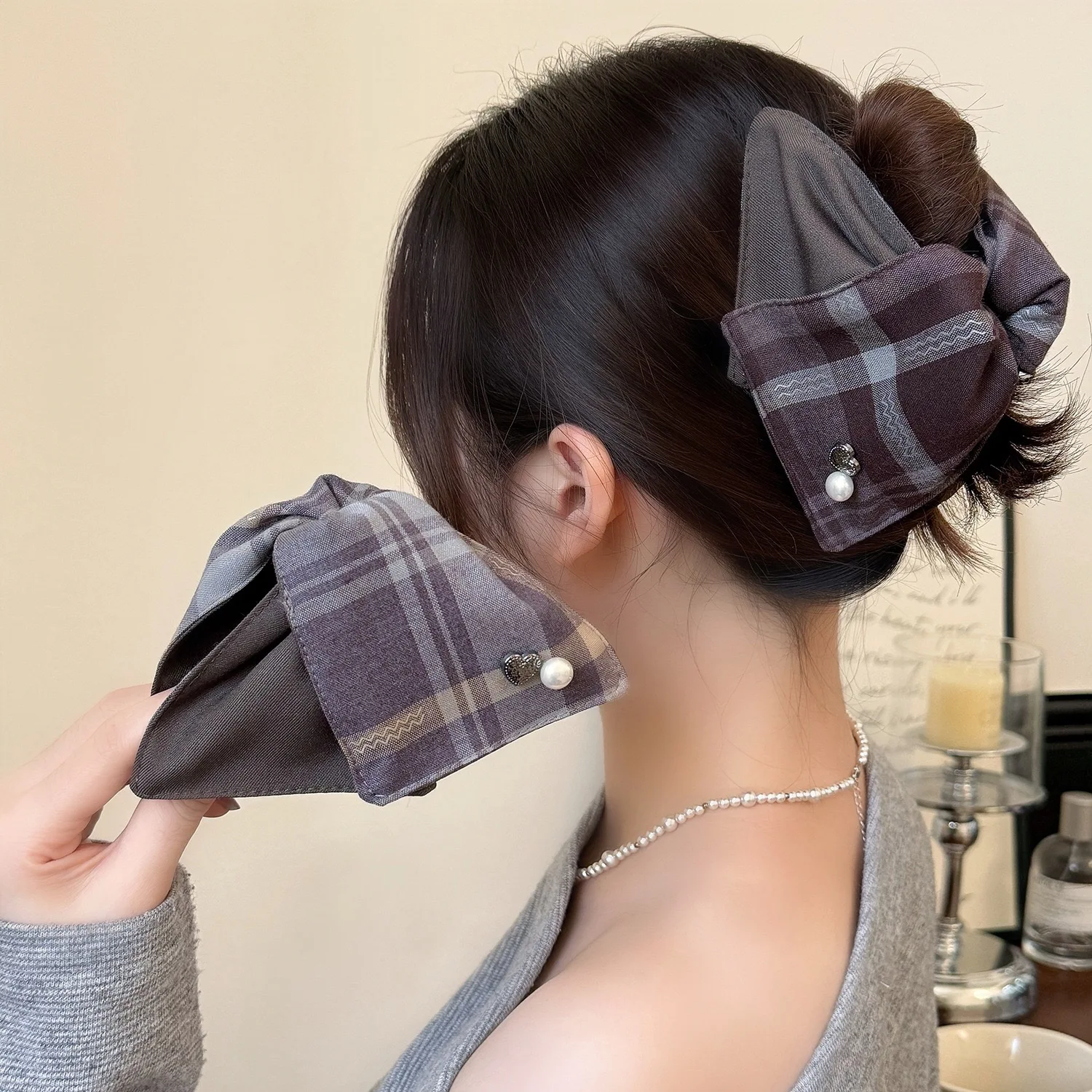 1 Stück koreanische Vintage gestreifte karierte Haarspange, Herbst/Winter High-End lila Dreieck Klaue Clip, elegante Hinterkopf-Haifisch-Clip