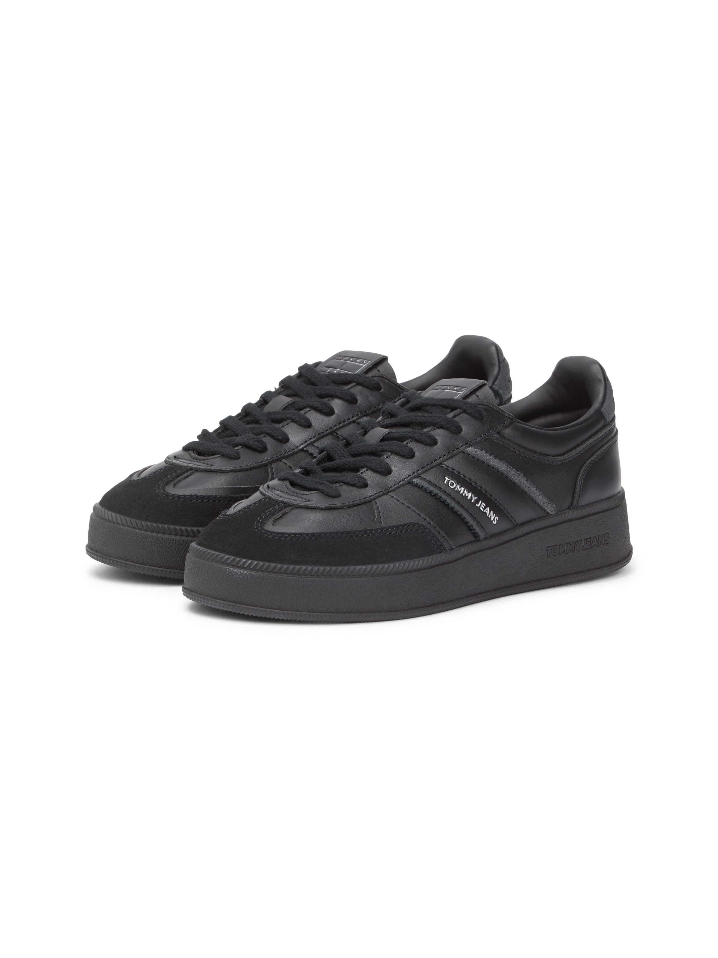Plateausneaker TOMMY JEANS "THE GREENWICH EDGE FLATFORM", Damen, Gr. 41, schwarz, silberfarben, Leder, Lederimitat, Veloursleder, Schuhe Plateausneaker, Freizeitschuh, Halbschuh, Schnürschuh mit Logoschriftzug