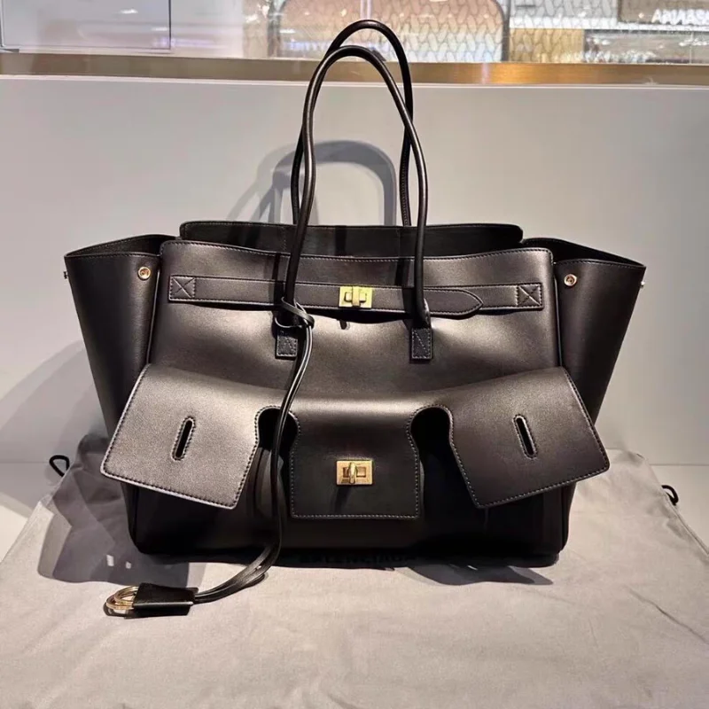 Tout nouveau sac fourre-tout de grande capacité sac à main de mode de luxe boucle Design sac à bandoulière mode pochette décontractée Nicheversatile sac