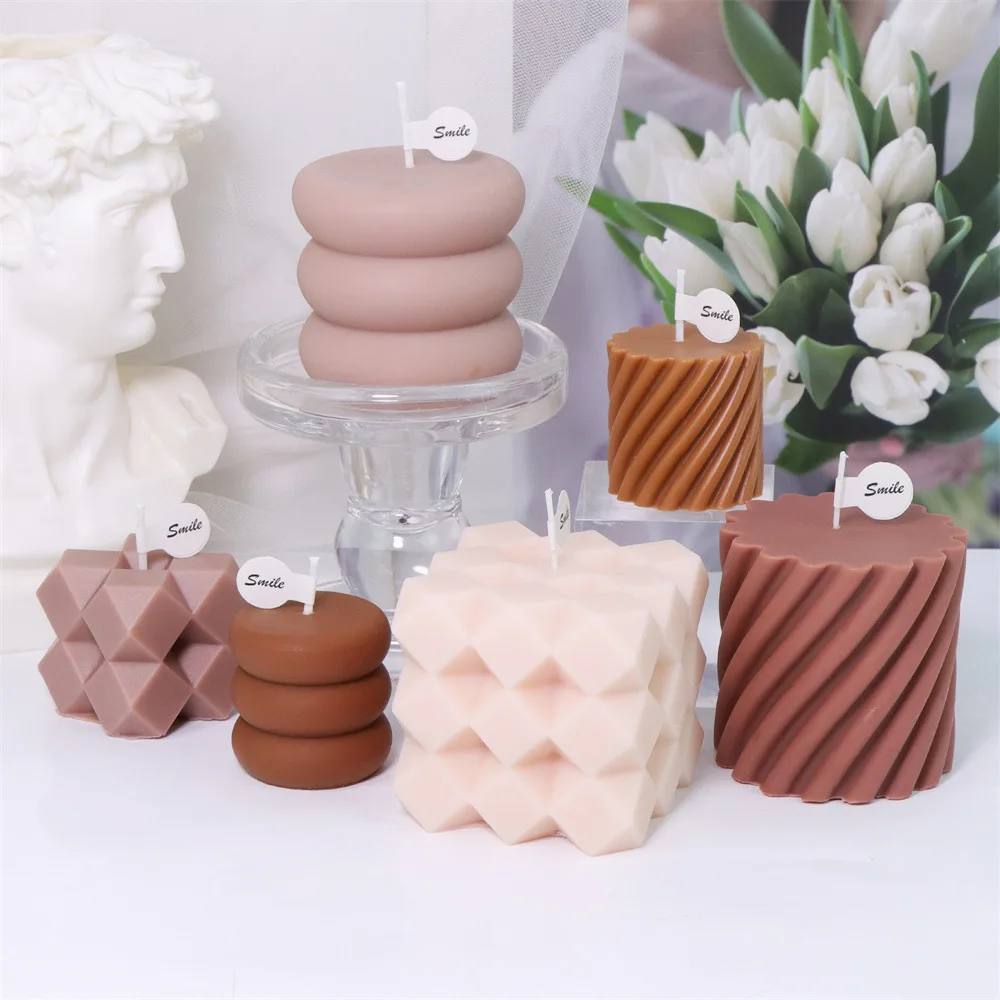 Neue Quadratische Diamant Aromatherapie Gips Kerze Silikon Form 3D Handgemachte Gips Handwerk Dekoration Form Kreative Form Image