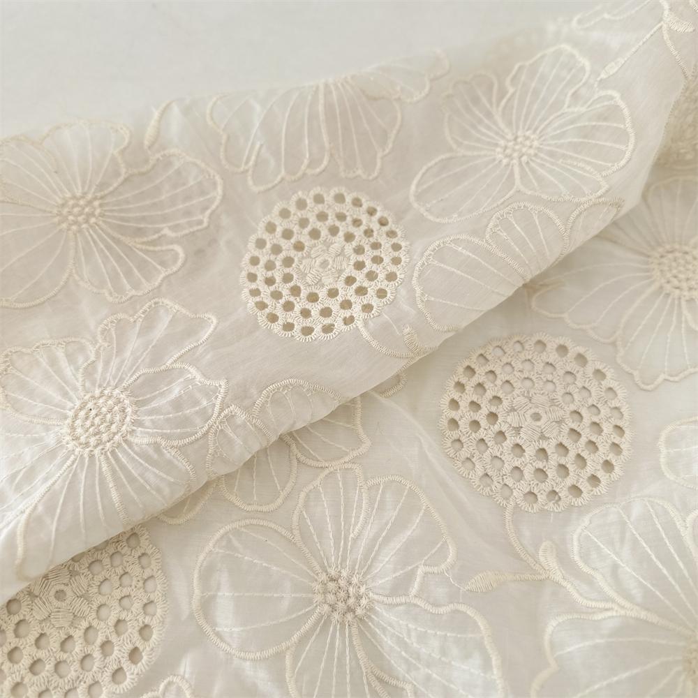 Tessuto floreale ricamato beige, tessuto floreale, tessuto per trapuntatura, tessuto ricamato, tessuto per abiti, tessuto per cucire, tessuto beige, t