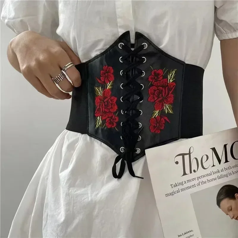 Frauen Korsett Gürtel Gothic Mode PU Blume Stickerei Cummerbunds Weibliche Abnehmen Taille Band Vintage Schwarz Breiten Gürtel für Mädchen Image