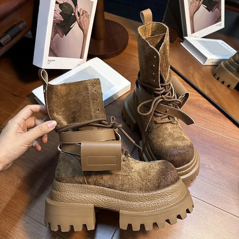 Retro-Mode Distressed Big Head Cowboystiefel High-End-Motorrad-Stil High-Top-Ritterstiefel mit dicken Sohlen Hot Girl Damenstiefel Image