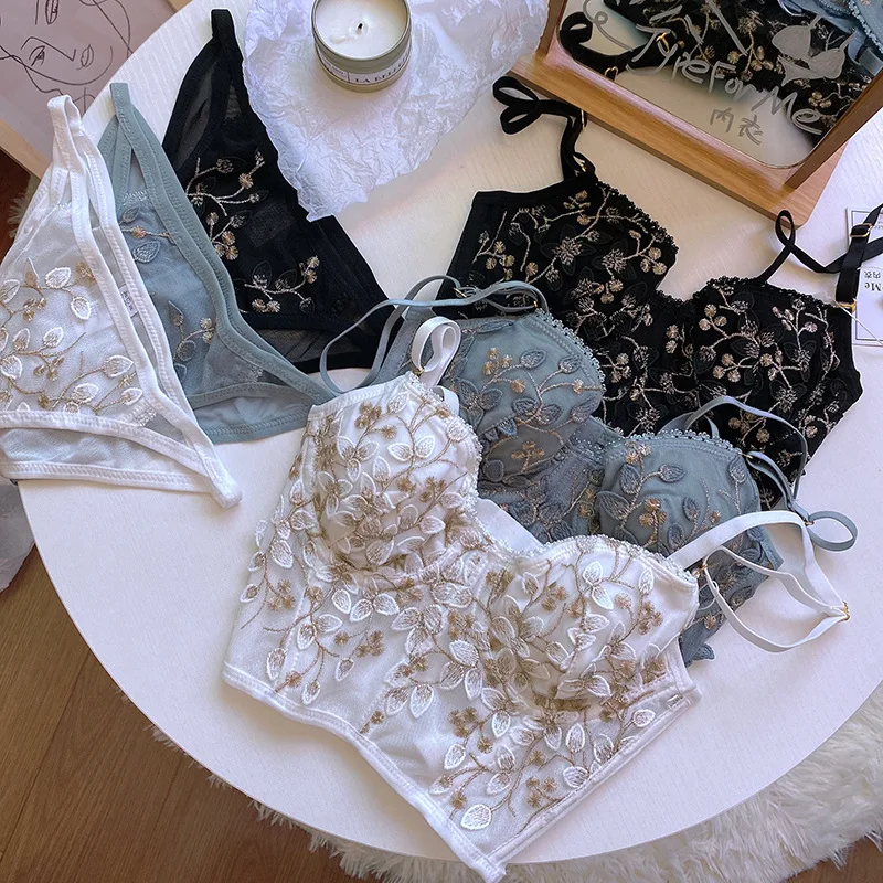 Neue Stickerei Spitze Blumen Französisch Unterwäsche Bralette Sexy Körper Gestaltung Push-Up Bh Set Romantische Weiß Schwarz Nette Dessous Dünne