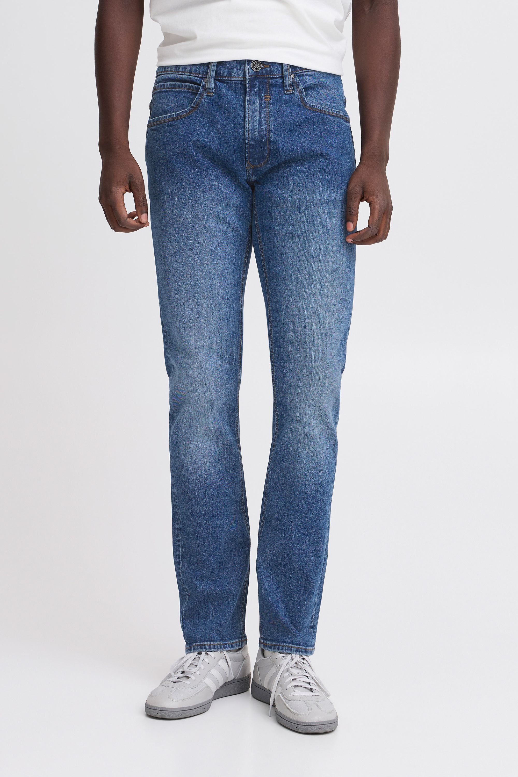 5-Pocket-Jeans BLEND "BHTwister", Herren, Gr. 33, EURO-Größen, middle blau, 34, Jeans, 98% Baumwolle, 2% Elasthan, unifarben, slim fit normal, Jeans 5-Pocket-Jeans, Klassische Slim-Fit-Jeans im 5-Pocket-Stil