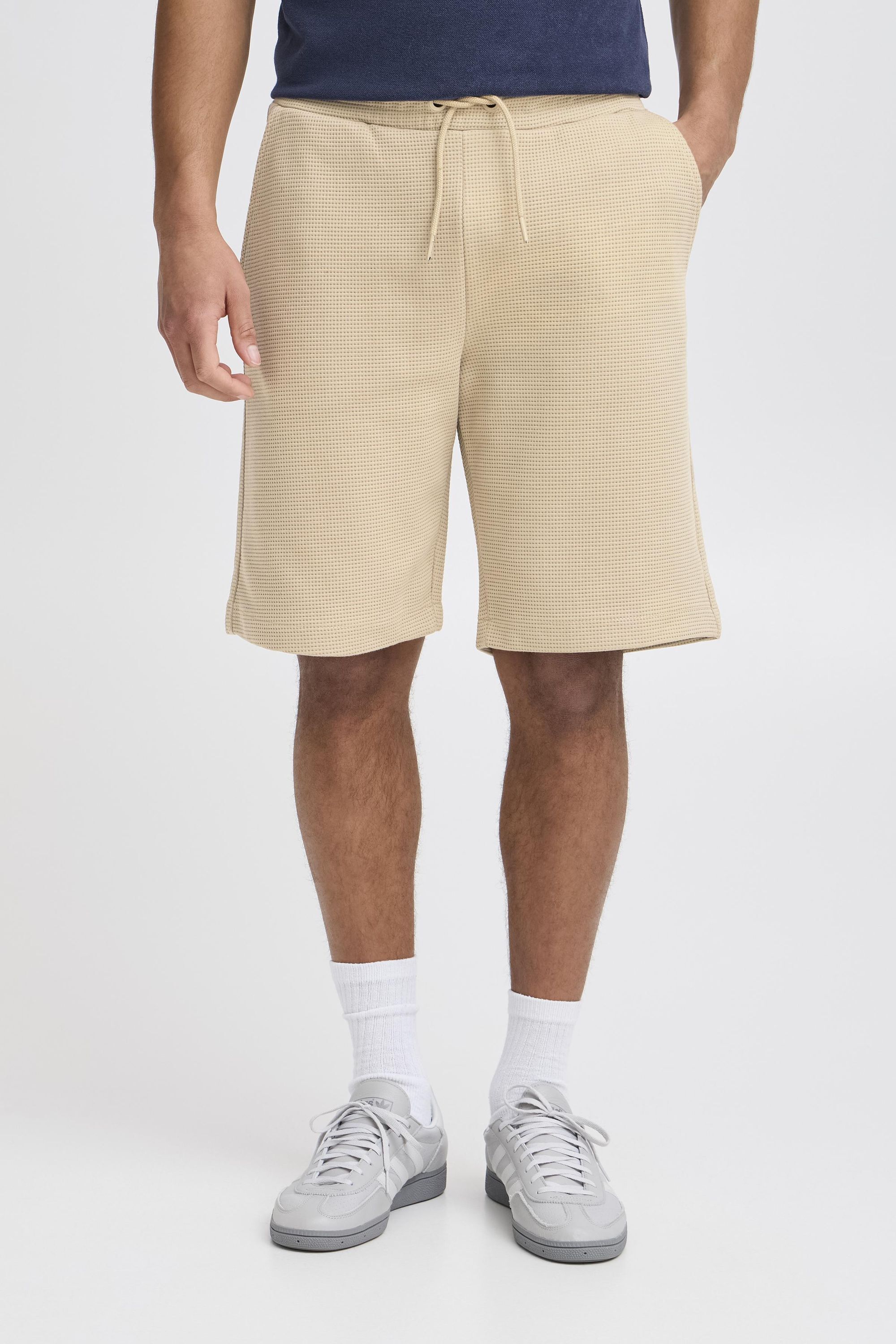 Sweatshorts BLEND "BHCasper", Herren, Gr. XL, US-Größen, cornstalk, Sweatware, 60% Baumwolle, 40% Polyester, Strukturmuster, Basic, schmal normal, Hosen Sweatshorts, Gemütliche Shorts in Waffle-Optik Image