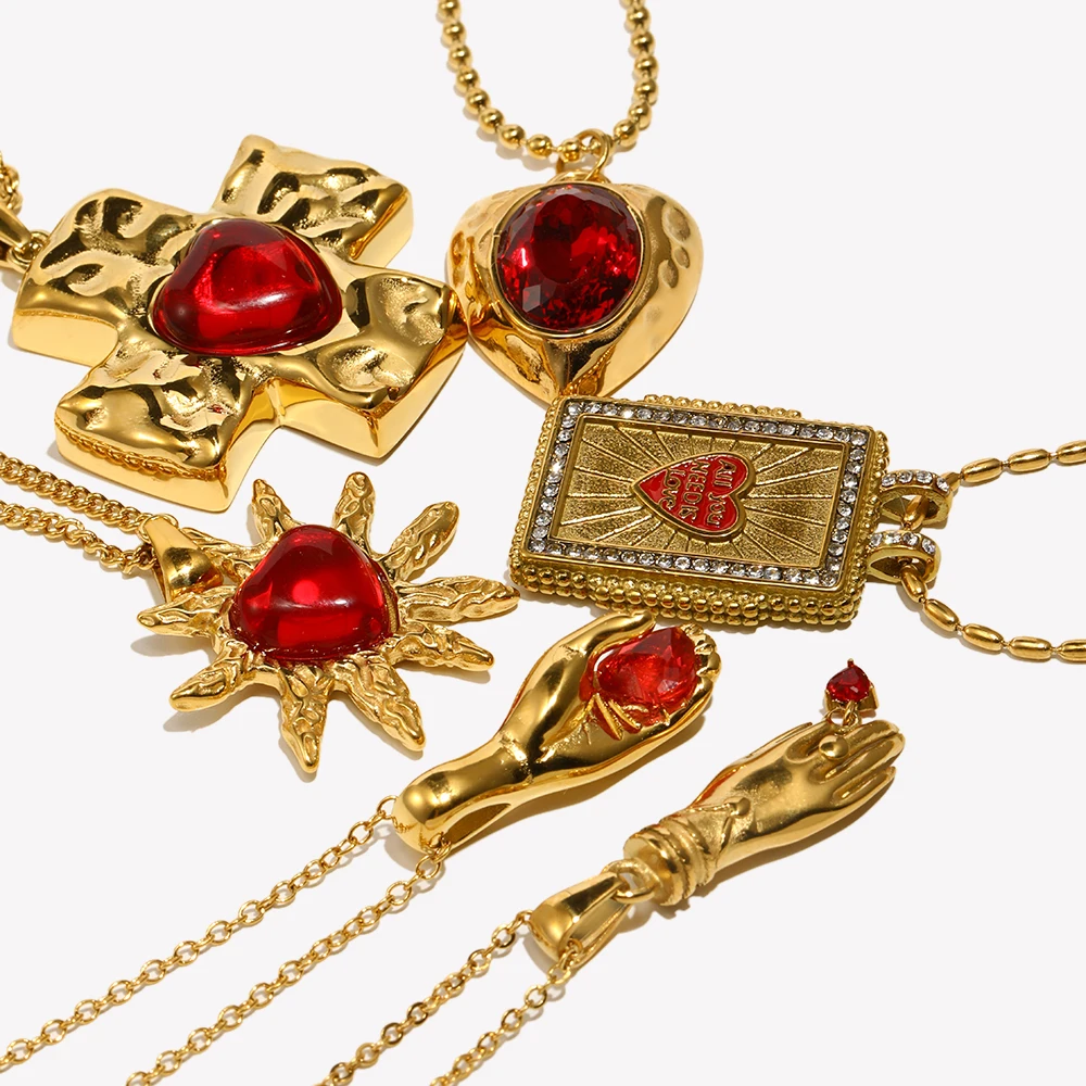 E.B.belle Edelstahl-Halskette mit großem roten Herz-Serie, Kreuz, Sonne, süßer Stil, Vintage-Statement, 18 Karat vergoldet Image