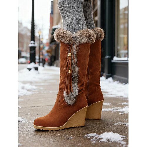 Orangefarbene Wildleder-Keilstiefel für Damen mit Kunstpelzbesatz – stylische und bequeme Schneestiefel mit Quastenverzierung, warm und komfortabel für den täglichen Gebrauch im Winter Image