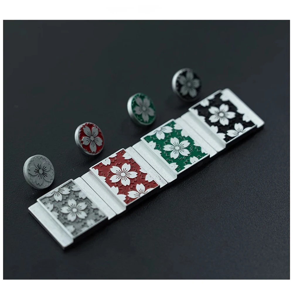 1 Satz Metall-Sakura-Kamera-Blitzschuh-Abdeckung + Auslöser-Taste Schutzkappe für Canon Nikon Z30 Sony Fuji XT5 XS20 Kameras Image