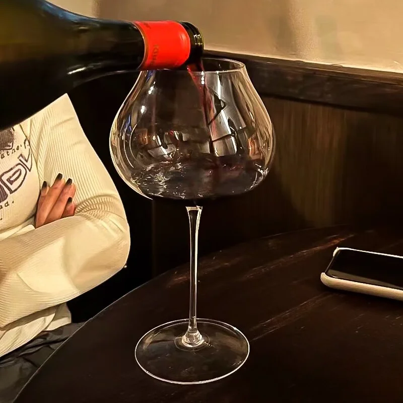 Europäisches Weinglas, Burgunderglas, Kristall, handgefertigt, extrem dünn, Weinglasbecher Image