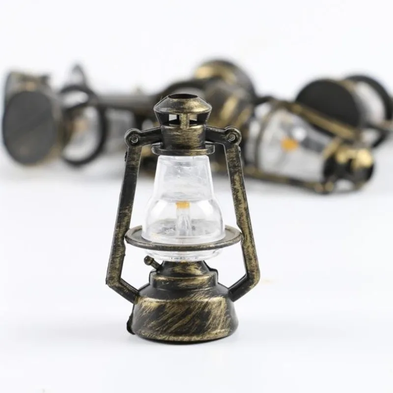 Dohhlouse – lampe à huile rétro en cuivre 1:6, scène Miniature, décoration de noël, accessoires de tir, accessoires pour maison de poupée, artisanat