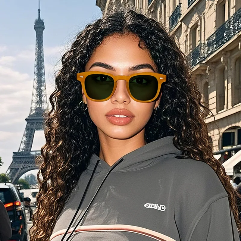 Wandern 2 stücke Neue Retro Runde Anti Licht Gläser Frauen Mode Nieten Dekoration Shades UV400 Männer Punk Stil Bunte Brillen Image