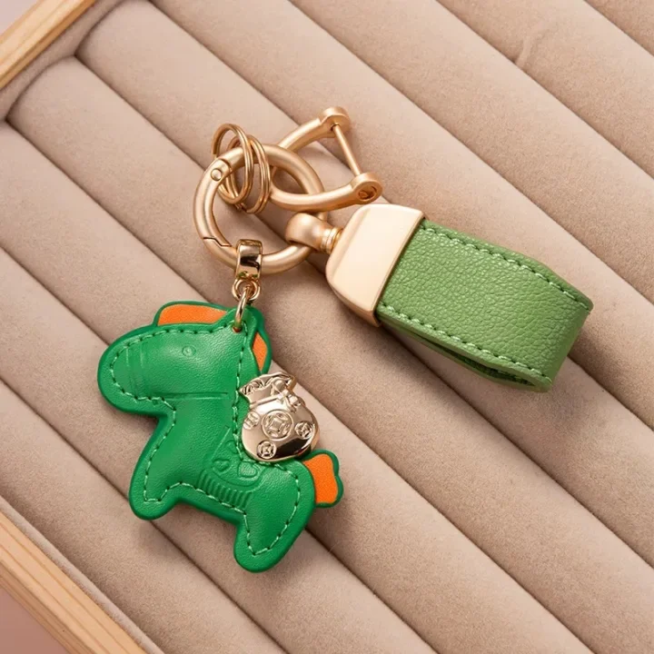 Benutzerdefiniertes Logo Niedlicher Pferdeleder-Schlüsselanhänger-Anhänger Personalisierter Auto-Schlüsselanhänger-Ring Exquisiter Herren- und Damen-Paar-Taschen-Schlüsselanhänger-Ring Image