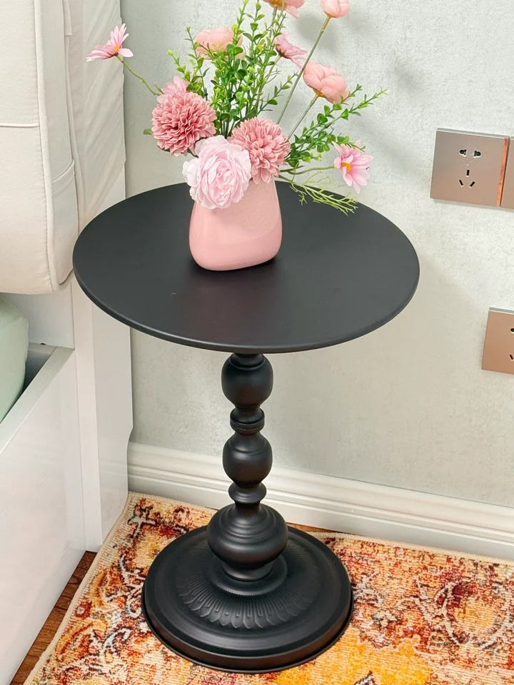 Industrieller Beistelltisch, rustikaler runder Couchtisch für Sofa, Schlafzimmer, Balkon, Beistelltisch mit Eisenrahmen, Vintage-Heimdekoration Image