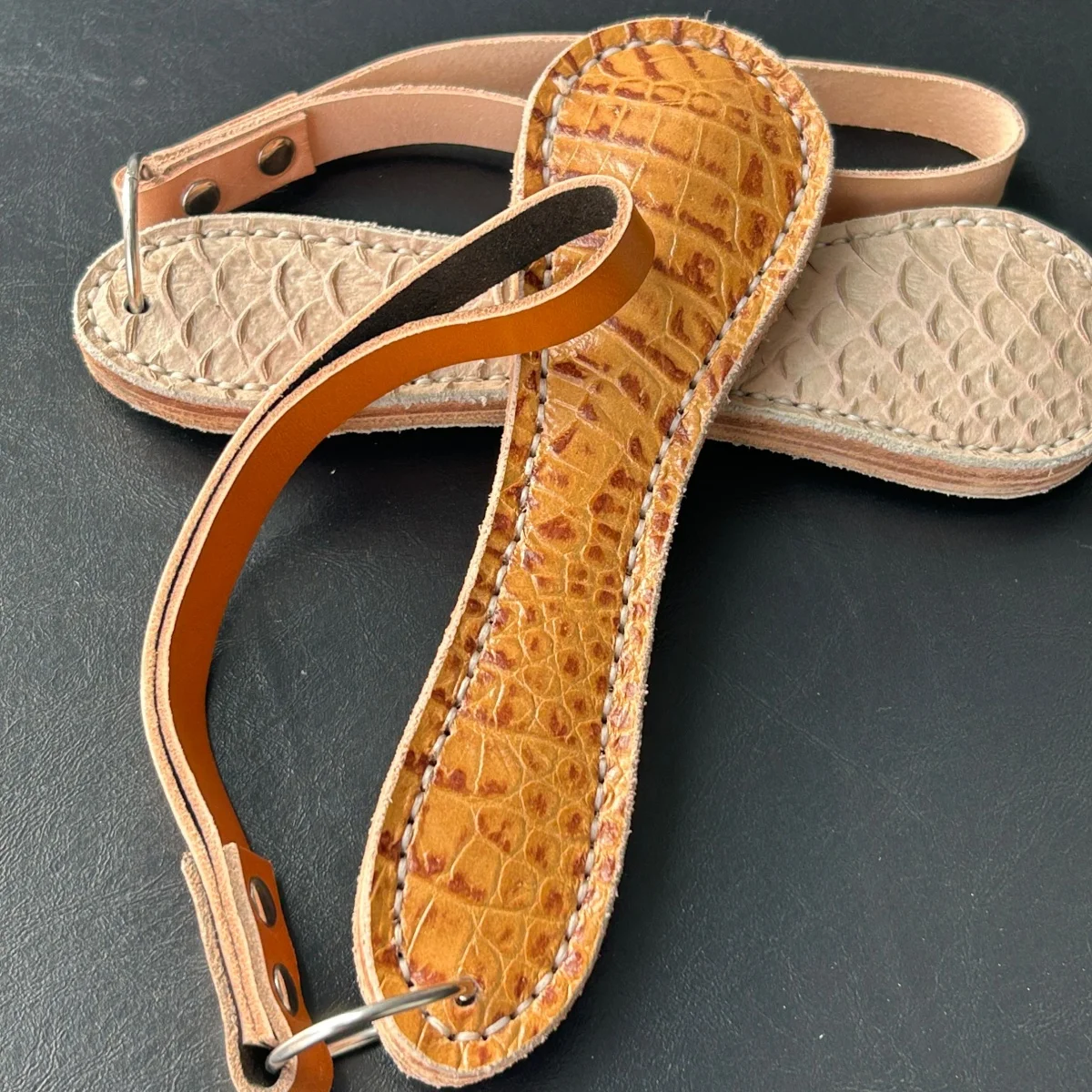 18 cm Verteidigung Fitness Leder Klöppel Übung Camping Fitness Eingebauter Bleiblockkopf Rindsleder Handgenäht