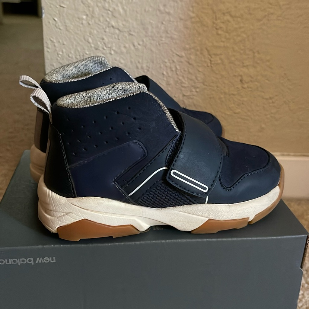 Zara Shoes | Zara Shoes Toddler Size 8 (25) Navy Blue Faux Leather Ankle Strap Sport Shoe | Color: Blue/White | Size: 8