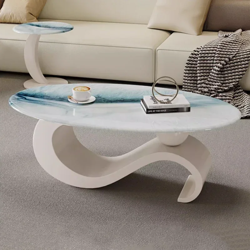 Couchtische im italienischen Design, nordischer moderner, trendiger Thron, luxuriöse Couchtische, platzsparend, antiker Couchtisch, einzigartige Möbel Image
