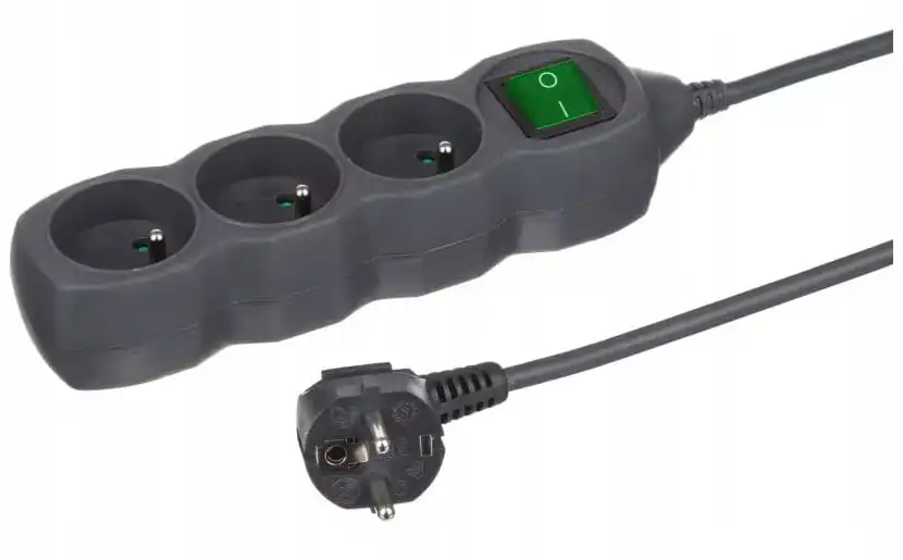 3 m langes Steckdosenverlängerungskabel mit 3 Schaltern Image