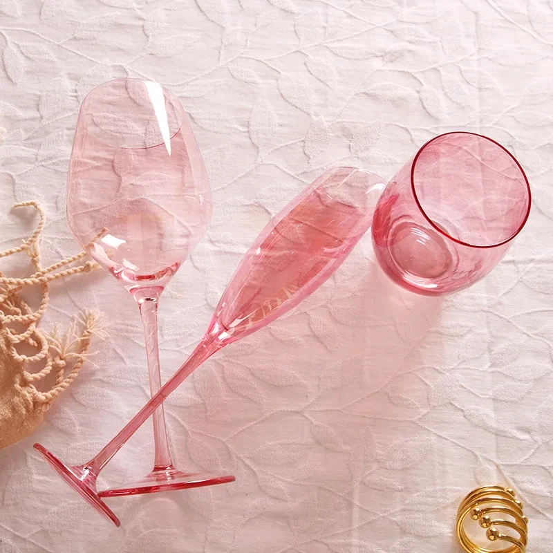 Verres à vin à Champagne flamant rose incliné, tasse d