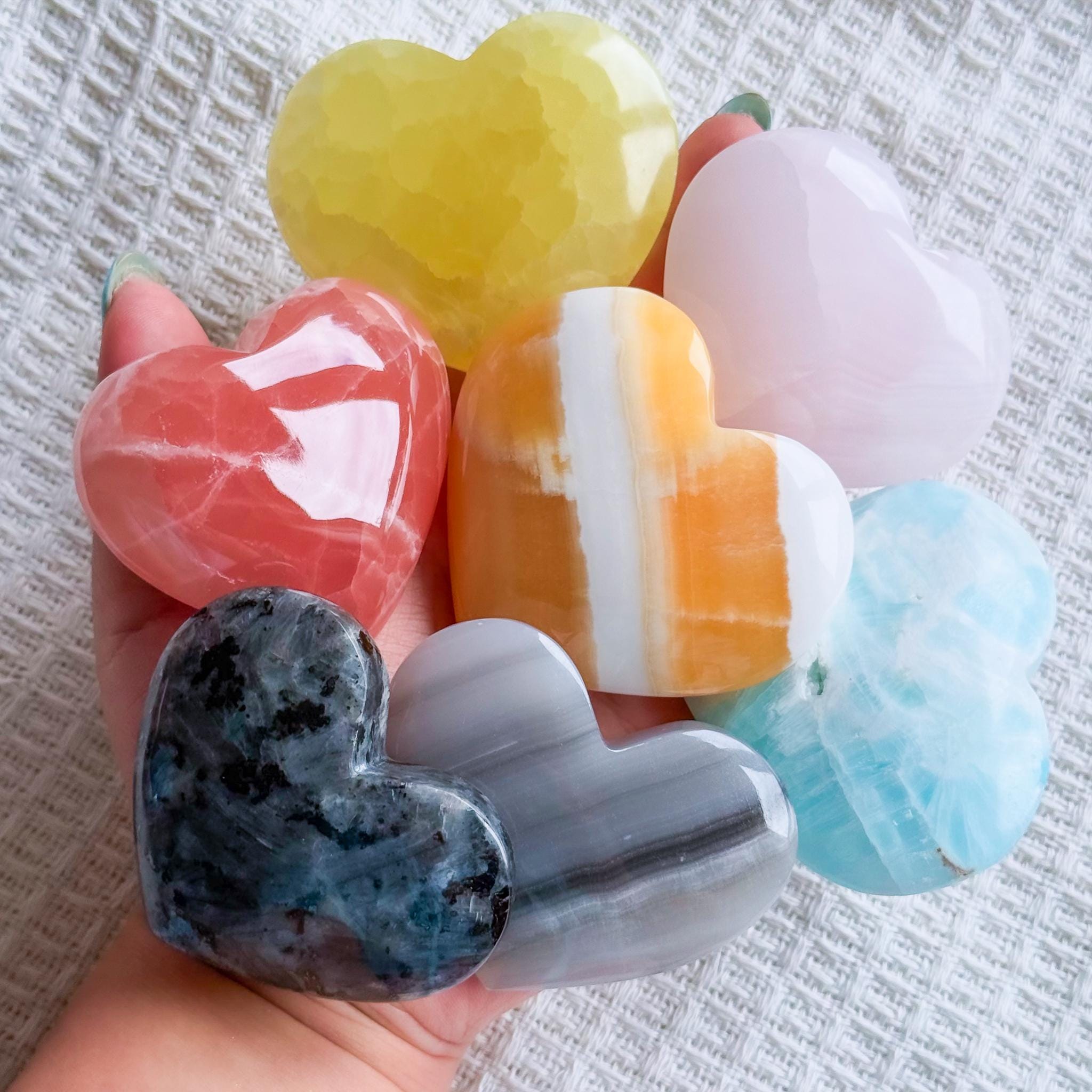 Cuore di cristallo arcobaleno / calcite rosa / calcite mango / calcite mango / calcite limone / calcite mangano rosa / pistacchio verde