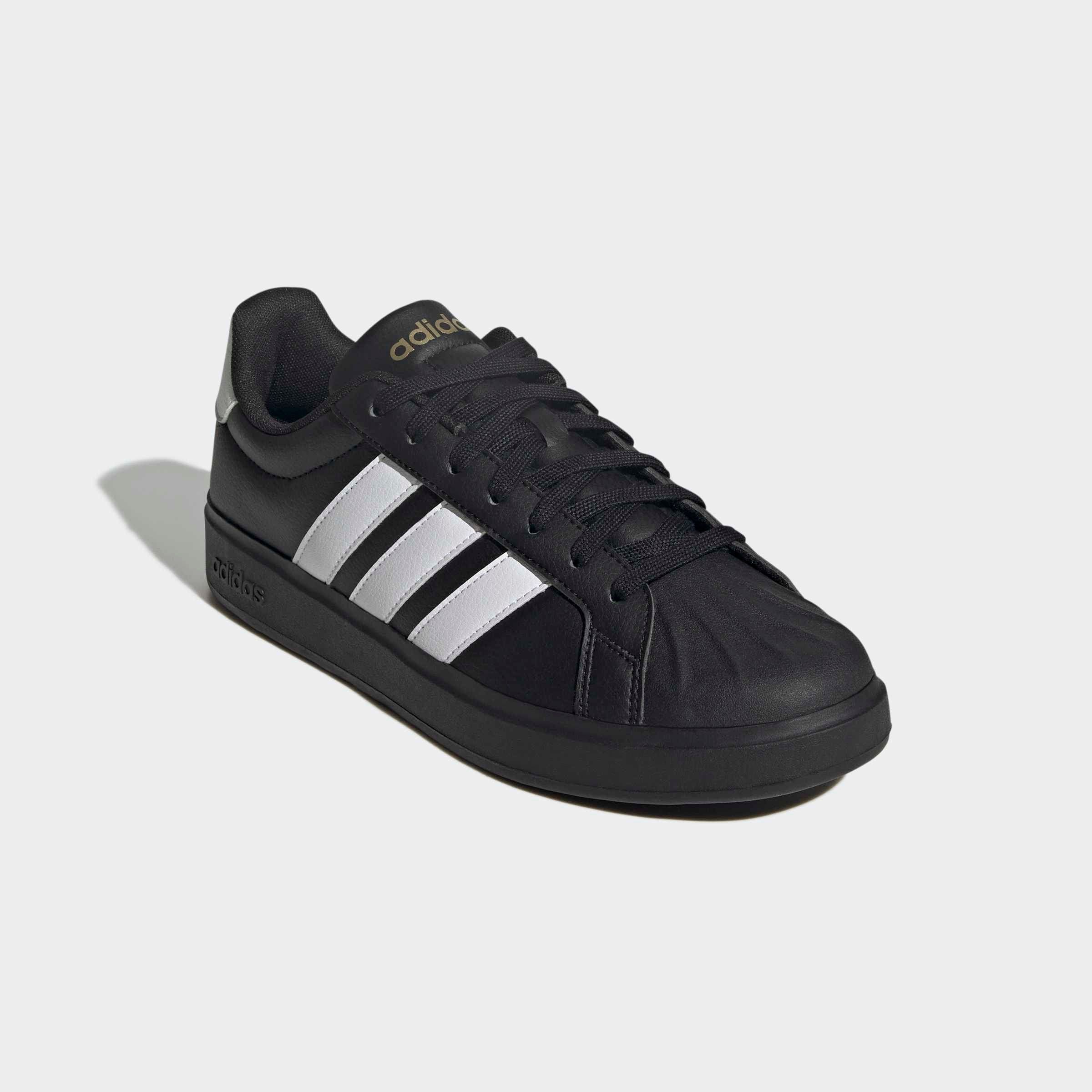 Sneaker ADIDAS SPORTSWEAR "STREETTALK", Damen, Gr. 45, core schwarz, cloud weiß, matte gold, Synthetik, Schuhe Sneaker, inspiriert vom Design des adidas Superstar