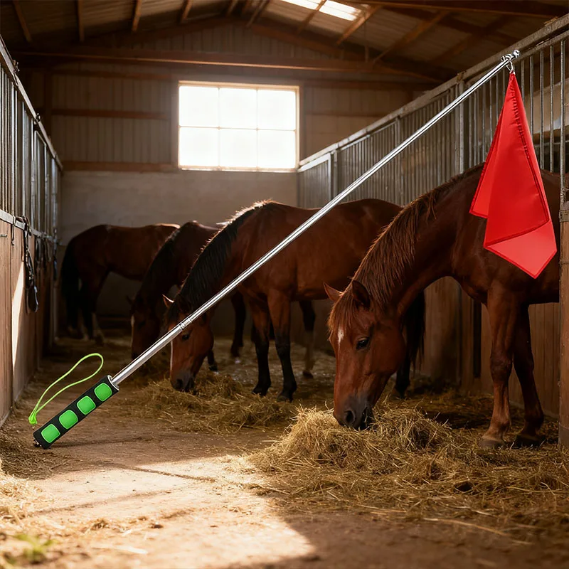 Einziehbares Pferdetrainingssystem mit Teleskopstange und Haken – robuste Rot-/Weiß-Flaggen, Schnellverschluss-Mechanismus, geeignet für Anfänger, Schulausrüstung und Springen anzeigen – langlebige Image