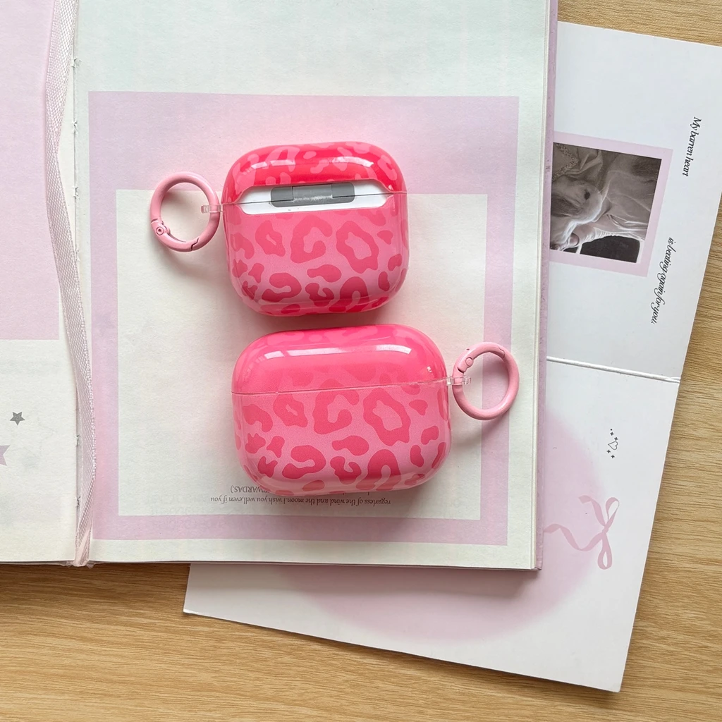 Süßes modisches rosa Leopardenmuster mit Haken, stoßfeste Schutzhülle für Kopfhörer für AirPods 1 oder 2, 3, 4 Pro 2 Pro 3 Image