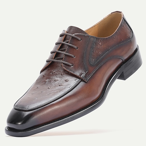 Herren-Brogues aus hellbraunem Leder mit Schnürung, klassische Hochzeitsschuhe für Bräutigam und Trauzeugen, ideal für formelle und halbformelle Hochzeiten. Image