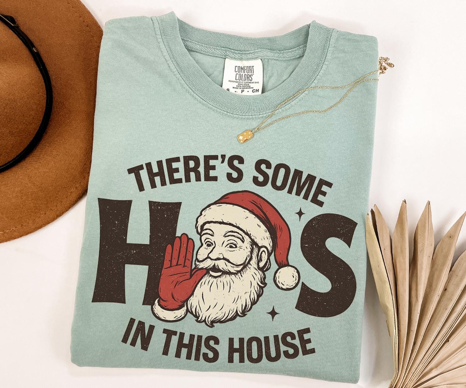 Maglietta Comfort Colors There's Some Ho's In This House, maglietta divertente di Babbo Natale, maglietta di Babbo Natale, maglietta di Natale, magli