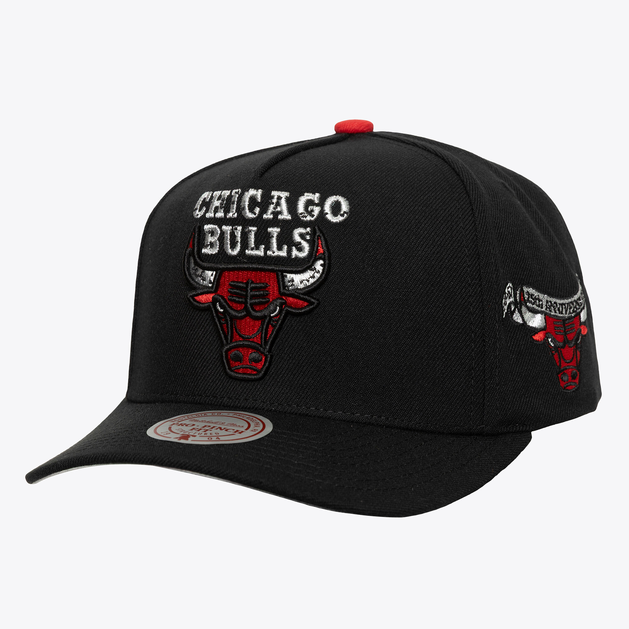 Chicago Bulls Mitchell & Ness Hook Black Pro Pinch Snapback Cap Image