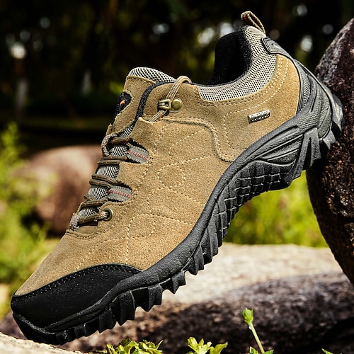 Khakifarbene Outdoor-Sneaker für Herren – stylische und bequeme Schuhe zum Wandern, Trekking und für alltägliche Outdoor-Aktivitäten Image