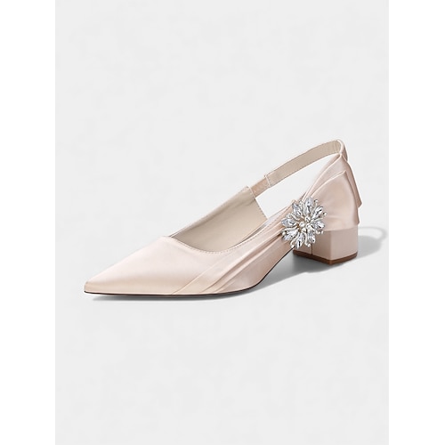 Elegante, rosafarbene Satin-Pumps mit Blockabsatz und spitzer Zehenpartie – elegante, floral verzierte und mit Kristallen besetzte Schuhe für die Mutter der Braut, perfekt für eine schicke Hochzeit in Image