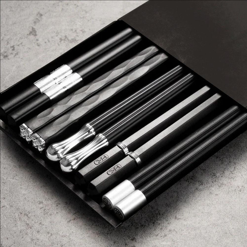 Alloy Chopsticks, Black Sushi Sticks For Food, Noodles, Kitchen Tableware black