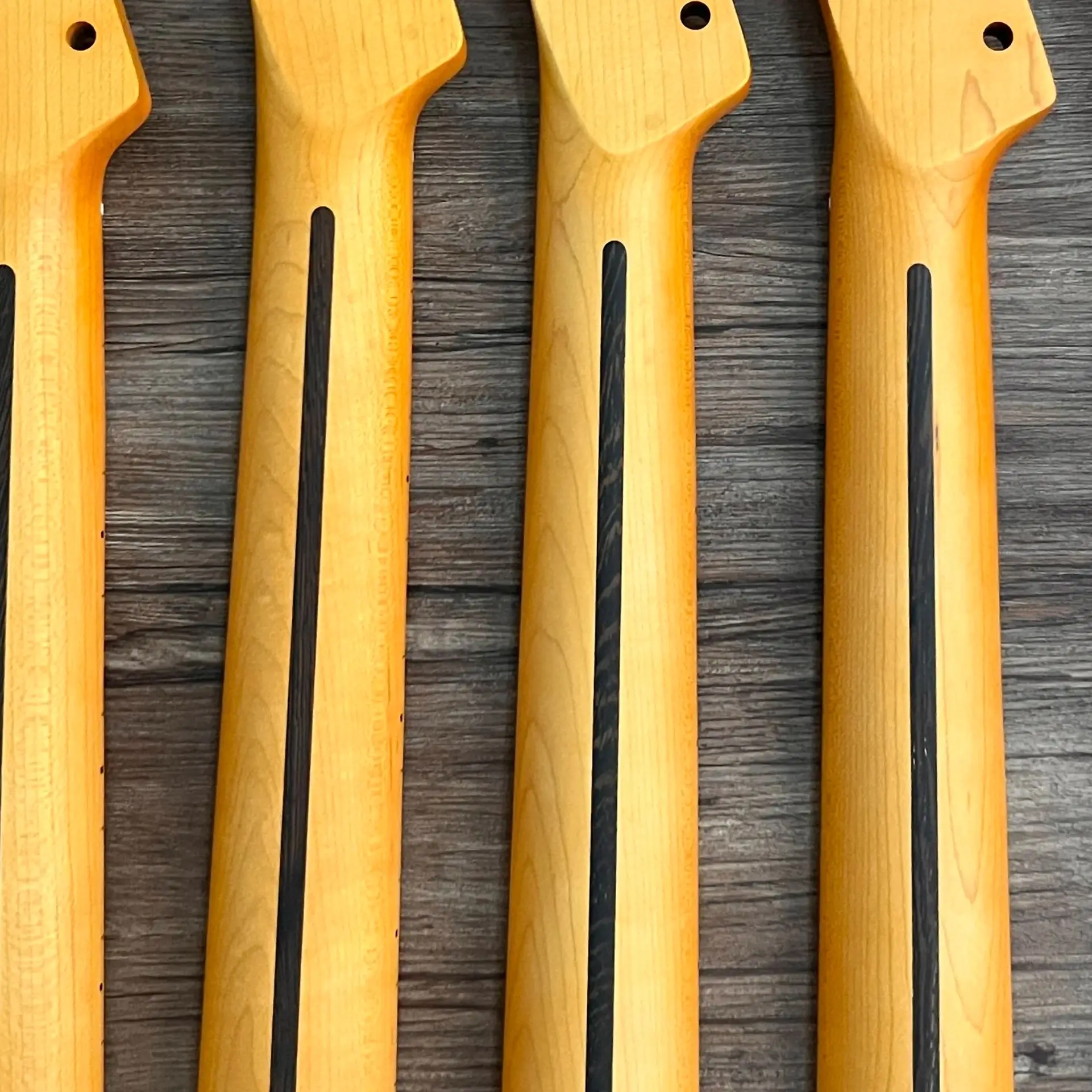 TL E-Gitarrenhals für DIY Vintage 1957 Design 21 Bünde 1 Stück Ahornholz Ahorngriffbrett Gitarrenteile