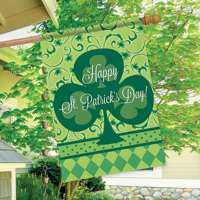 St Patrick's Day Outdoor Garden Flag Party Decoration with Shamrock for Irish Yard Patio Lawn Holiday Celebration