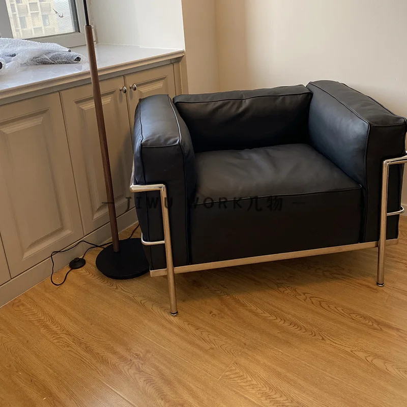 Corbusier Ledersofa, mittelalterliches italienisches minimalistisches Wohnzimmersofa Image