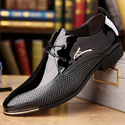 Braune Herren-Oxfordschuhe aus Lacklederimitat – elegant, stilvoll mit Krokodilprägung, ideal für Hochzeiten und formelle Anlässe Image