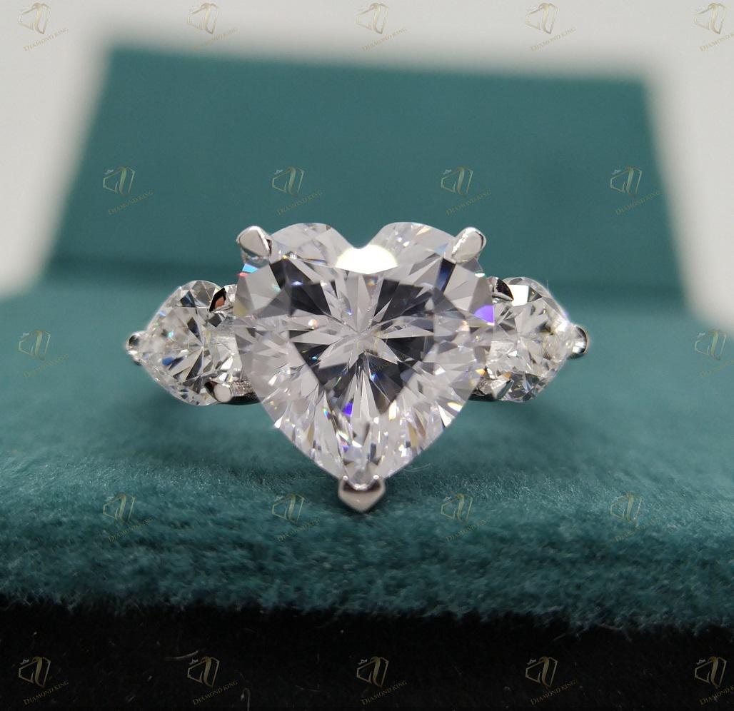 Bague de fiançailles diamant coeur 3,5 carats Bague diamant en forme de coeur Bague de mariage Bague d'anniversaire Bague trois pierres Bague de prome