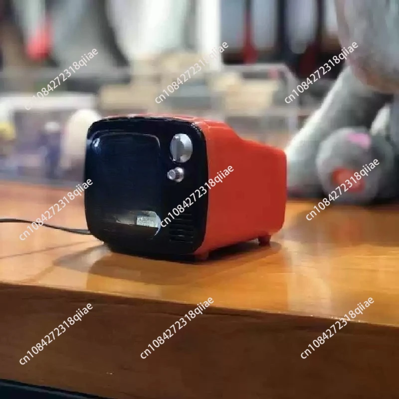 Retro-Smart-Mini-TV mit Fernbedienung und WiFi-Internetzugang zum Spielen und Beobachten von TV-Shows Image