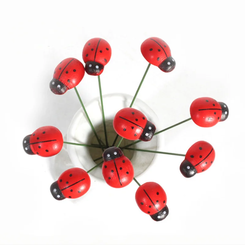 20pcs Decorative Garden Stakes Red Wooden Ladybug Outdoor Yard Decor Festival Outdoor Decoration Room Office Home Decorations